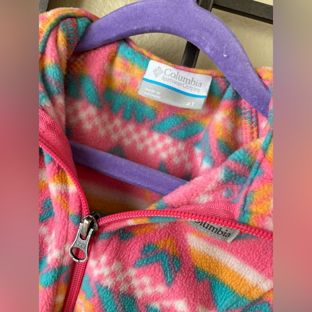 Columbia Pink and Teal Patterned Fleece Jacket - Picture 5 of 5
